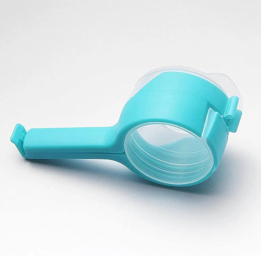 FreshLock 2-in-1 Sealing Clip & Pour Spout - Airtight Food Preserver Blue